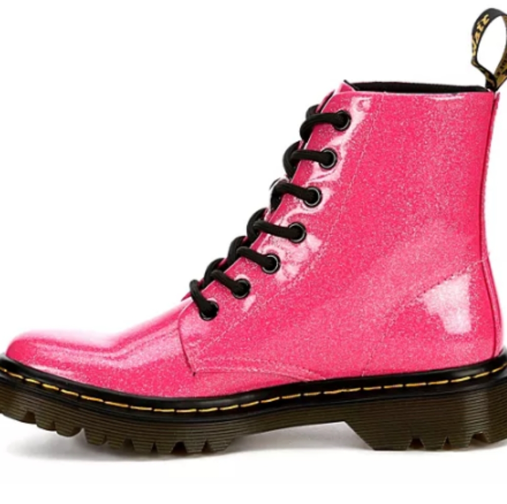 🚫SOLD🚫 Dr Martens Luana Women's Boot